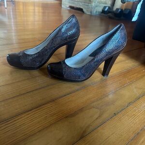 Michael Kors Women's Brown Textured High Heel Pumps